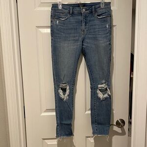 Abercrombie & Fitch Ripped Ankle Jeans in Blue